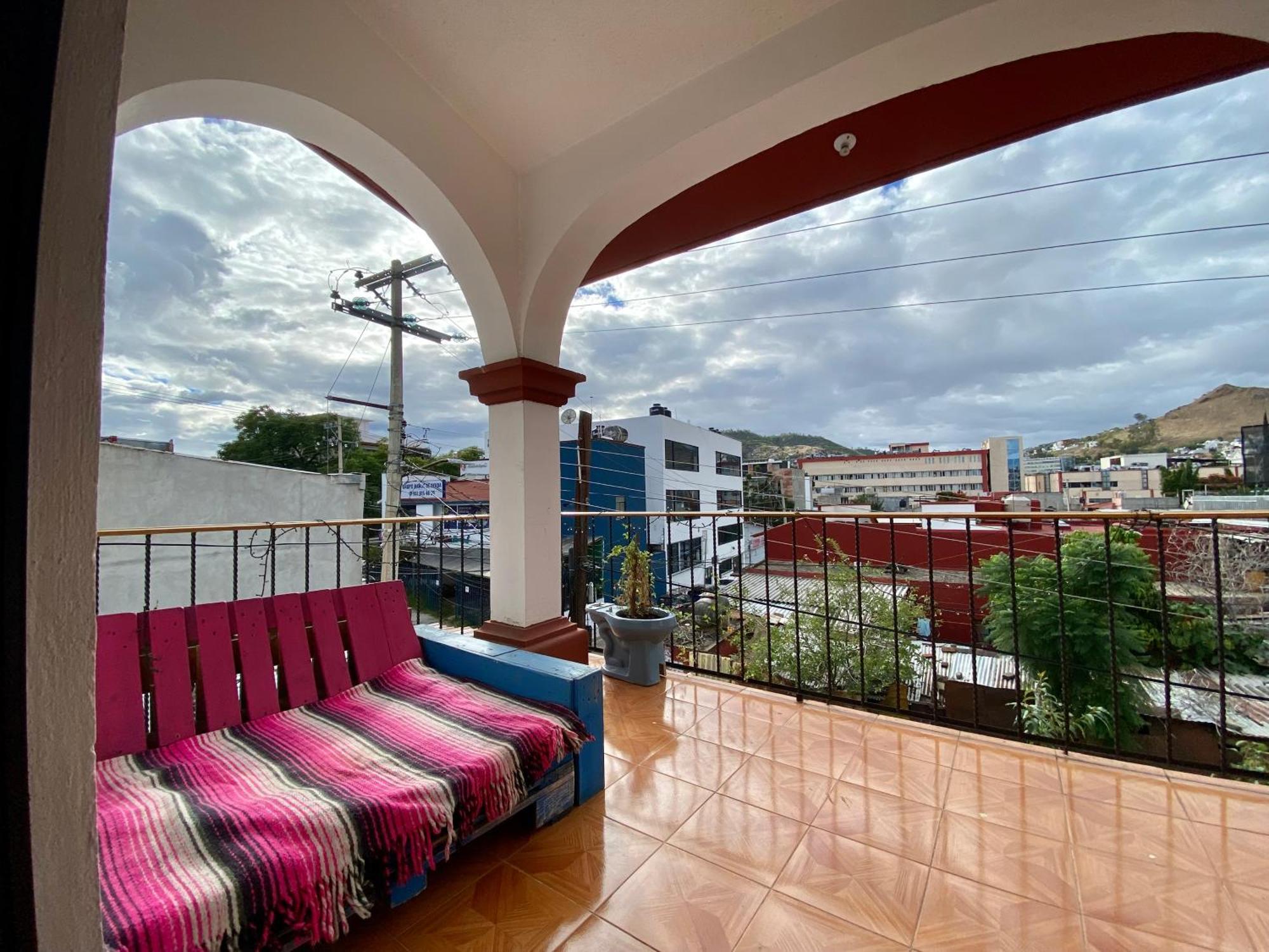 Casa El Mundo Hostel Oaxaca Bagian luar foto