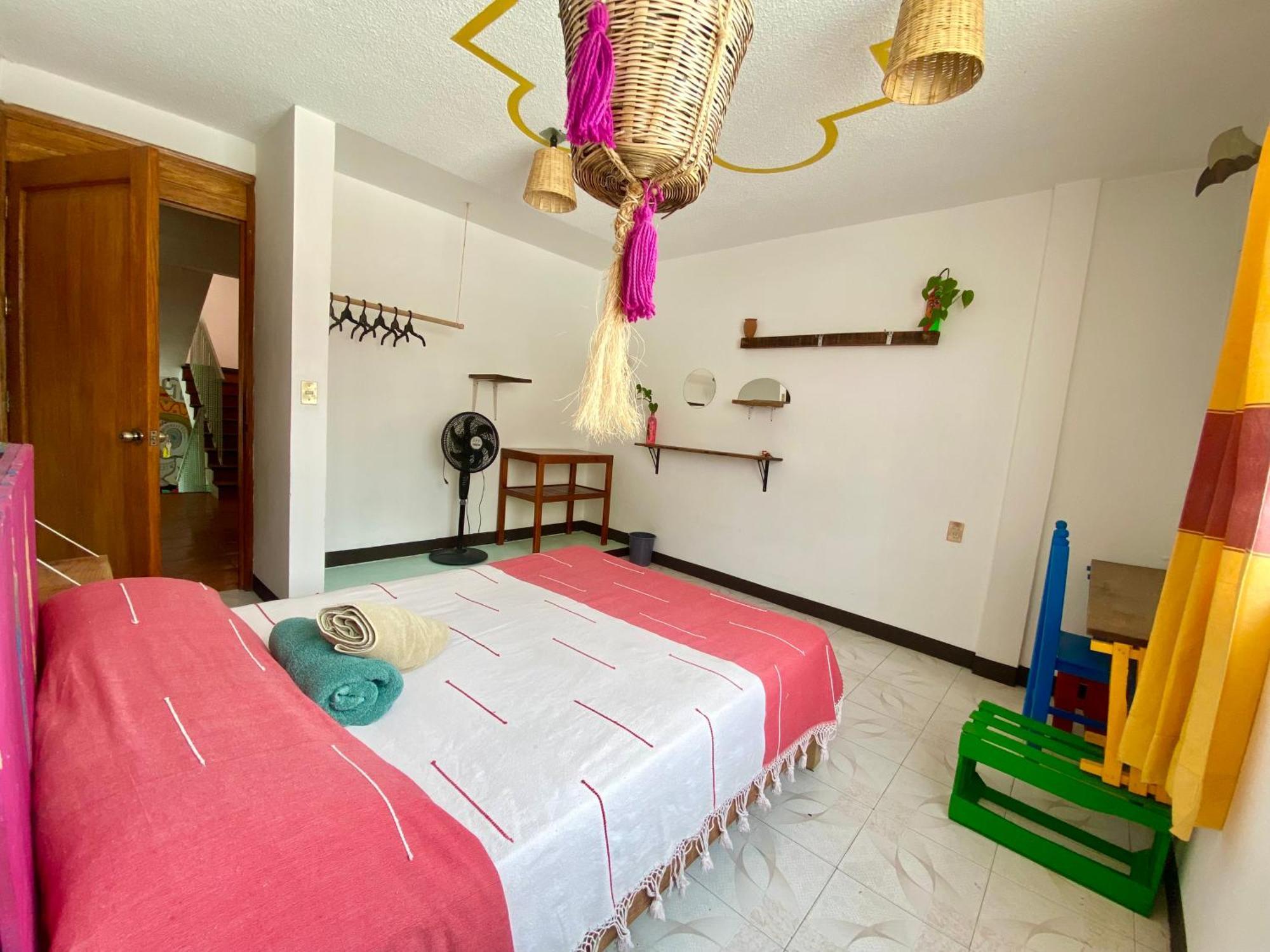 Casa El Mundo Hostel Oaxaca Bagian luar foto
